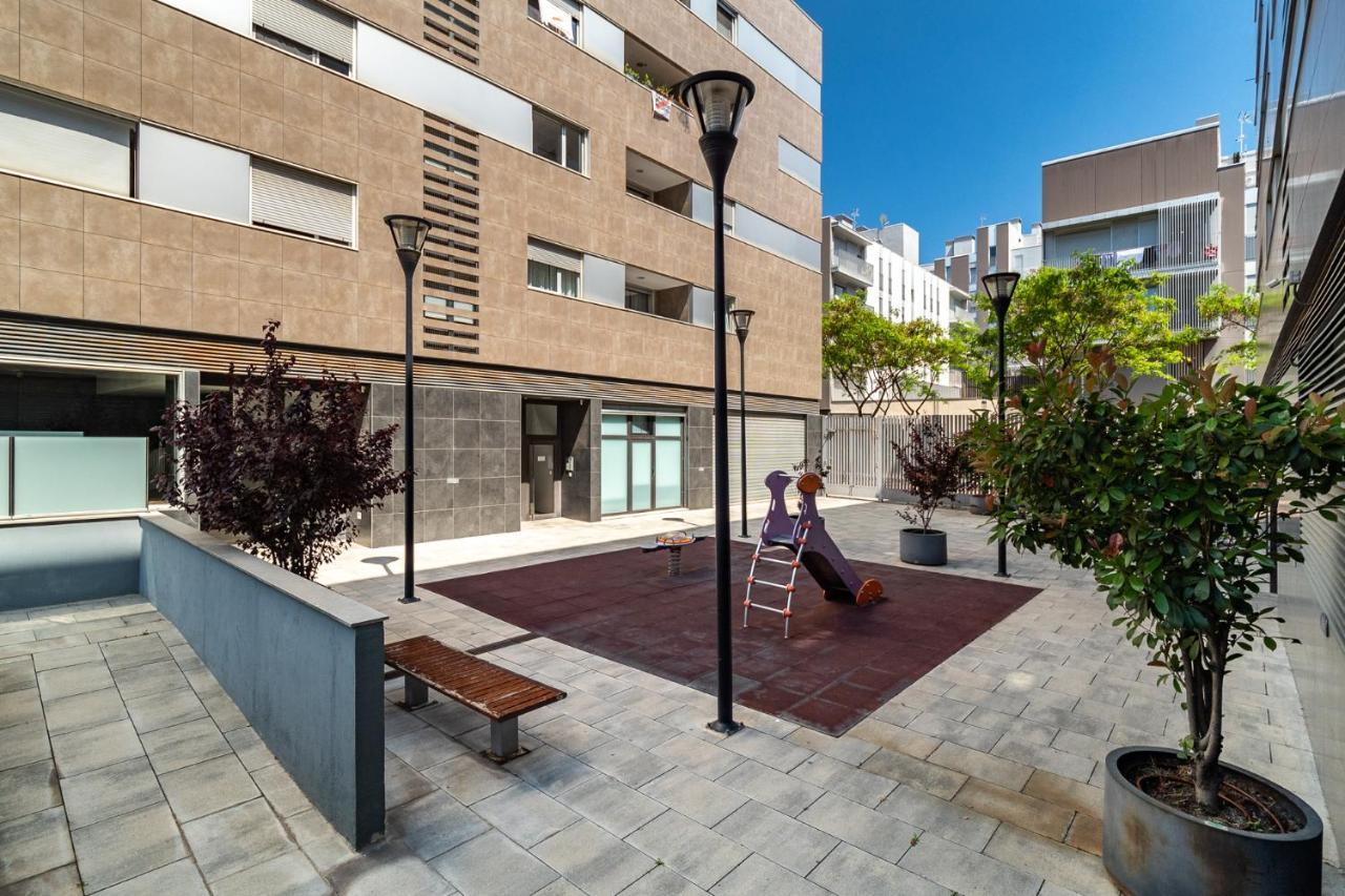 Forum Beach Sant Adrià de Besòs Kültér fotó